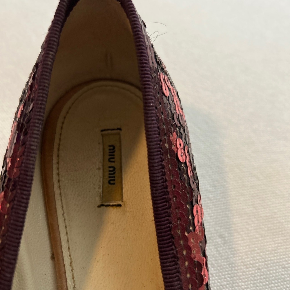 Miu Miu Burgundy Red Sequin Ballet Flats Bow Detail Size 39.5 Sparkle Valentine - Picture 2 of 8